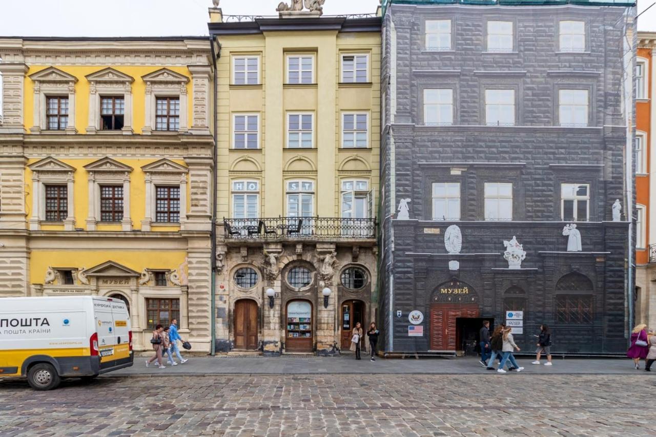 In Town Hostel Lviv Exterior photo